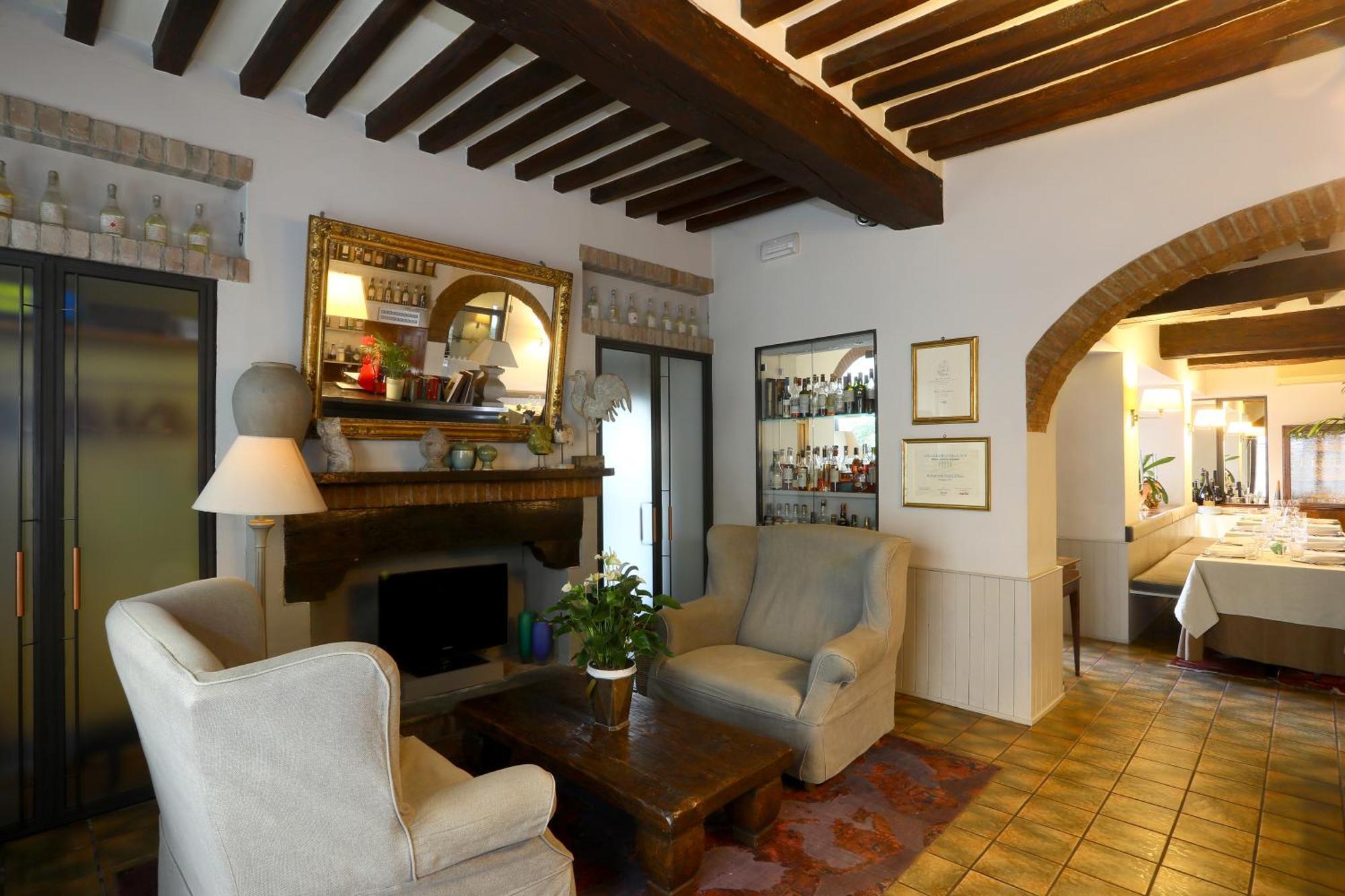 Locanda Stella D'Oro Soragna Exterior foto