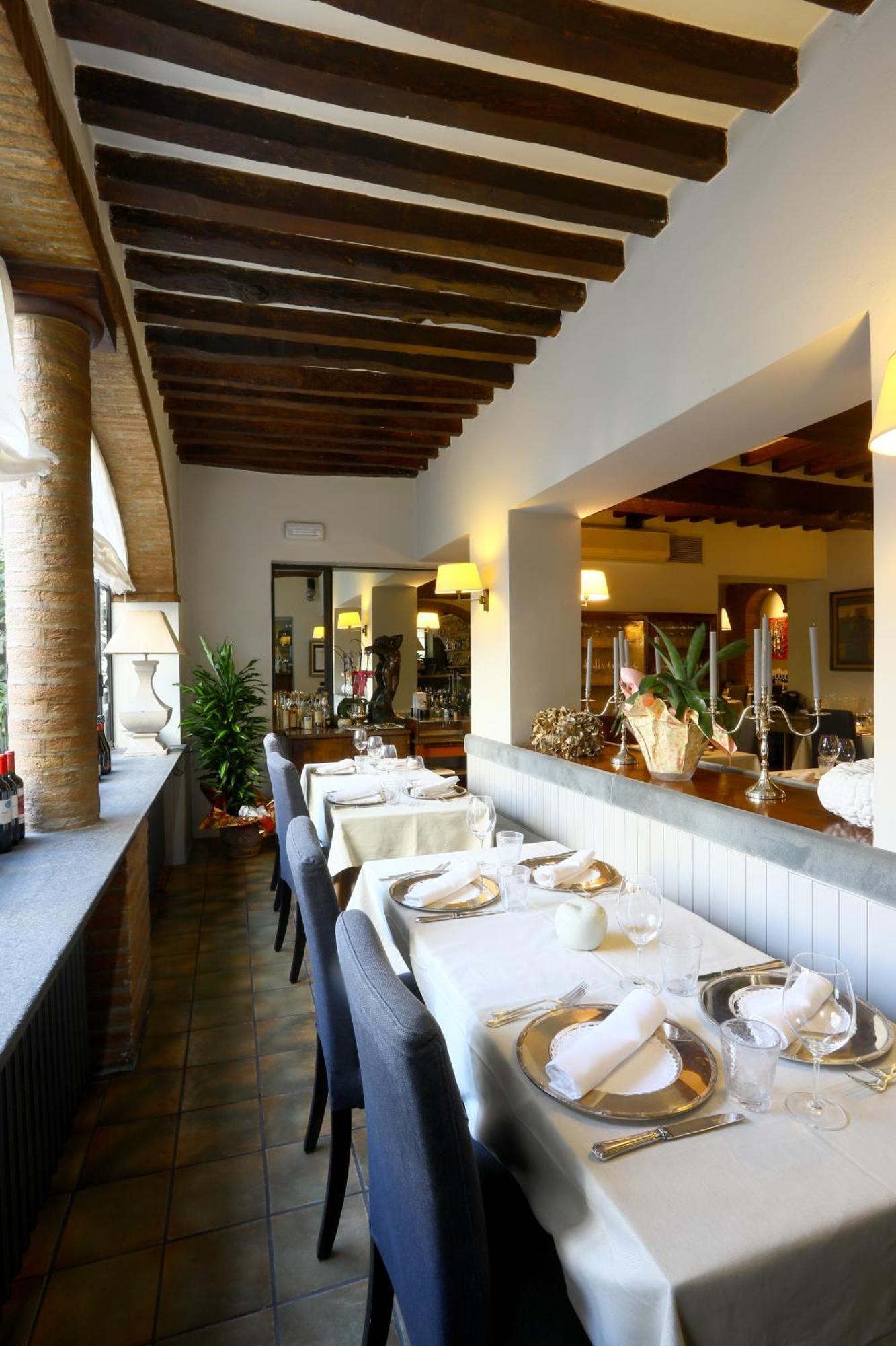 Locanda Stella D'Oro Soragna Exterior foto