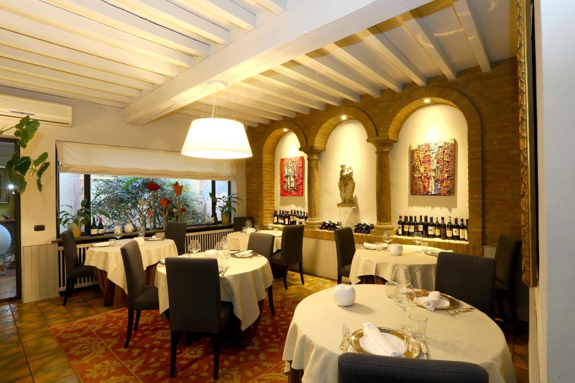 Locanda Stella D'Oro Soragna Exterior foto