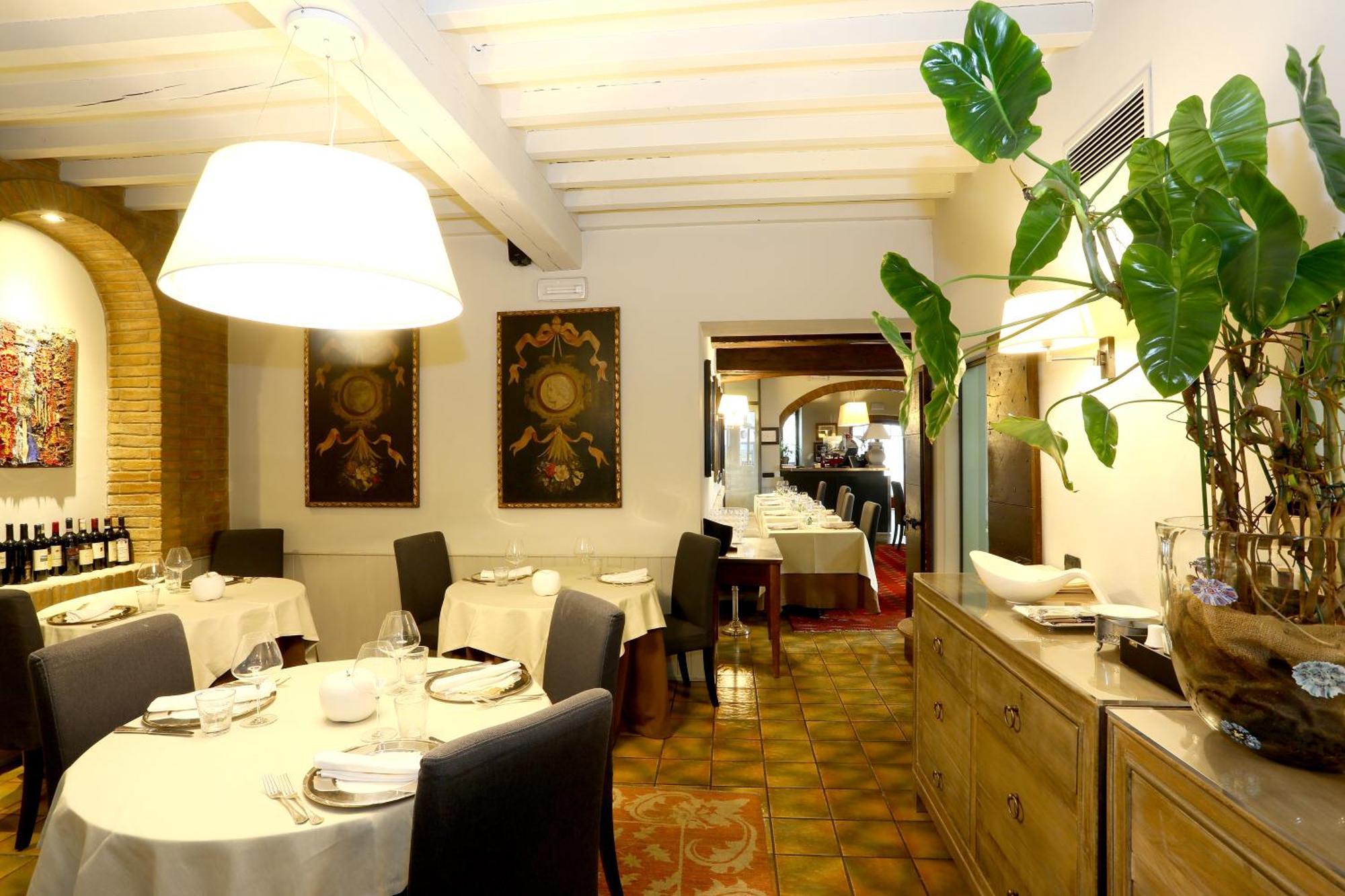 Locanda Stella D'Oro Soragna Exterior foto