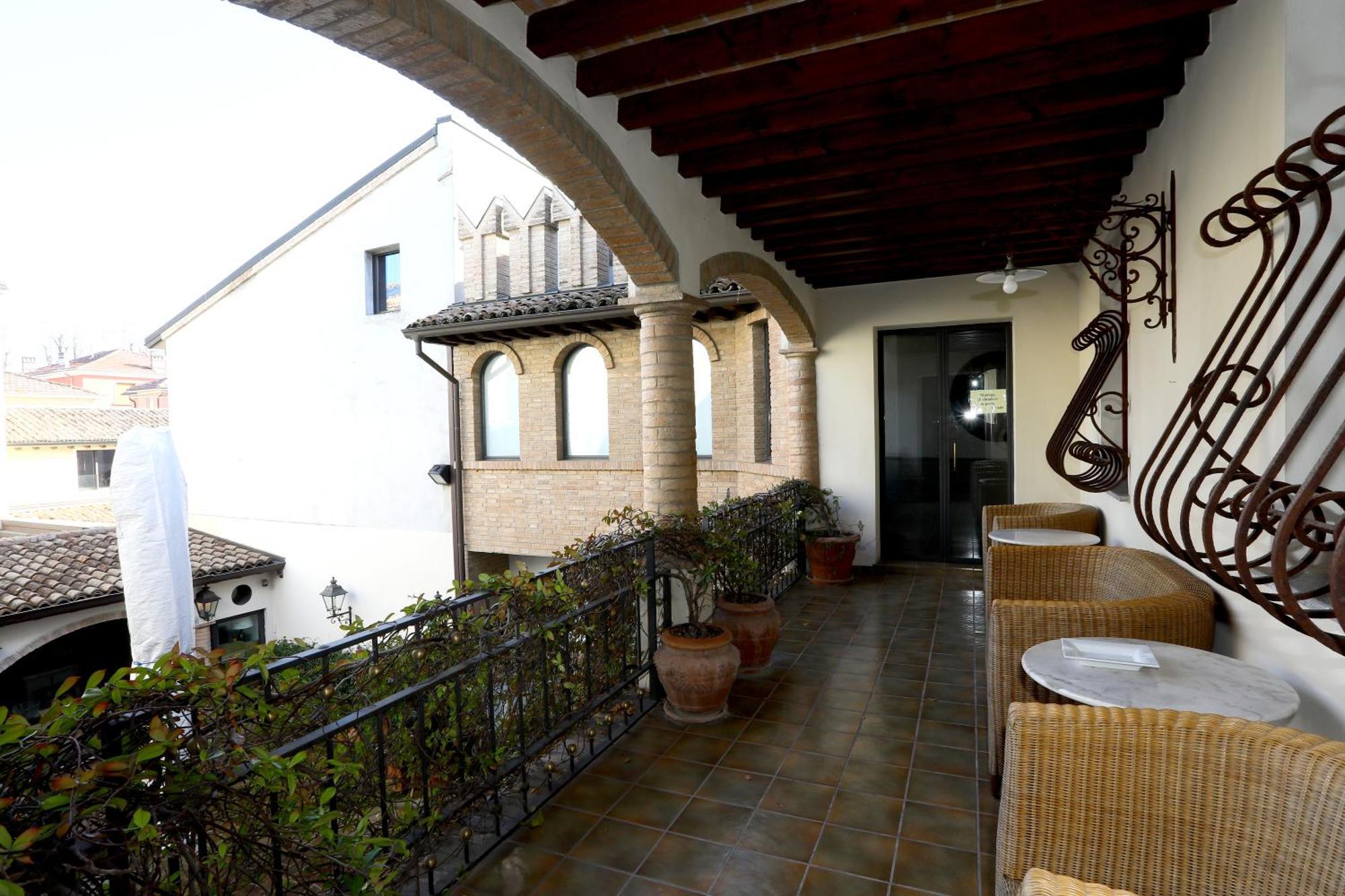 Locanda Stella D'Oro Soragna Exterior foto