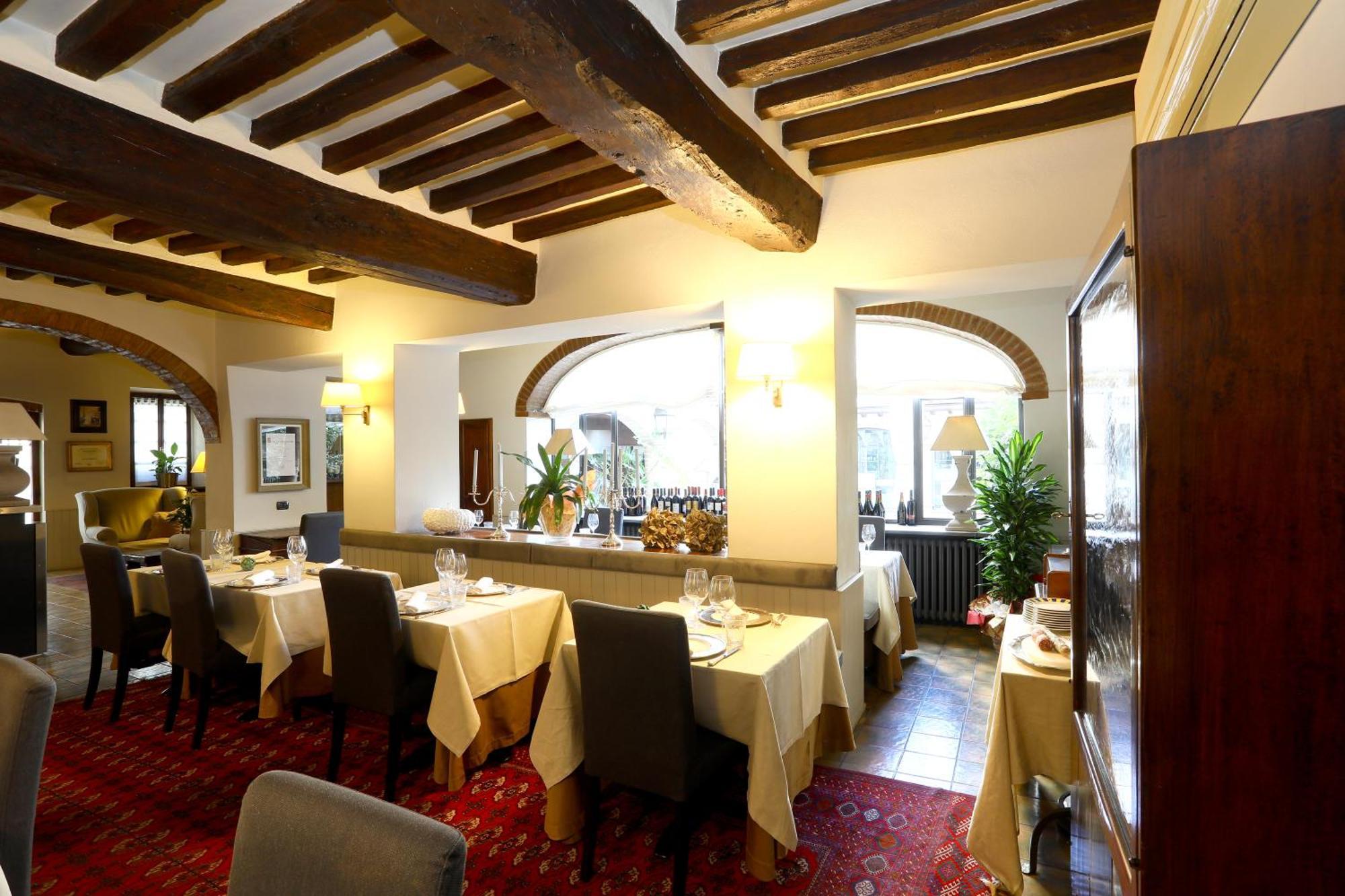 Locanda Stella D'Oro Soragna Exterior foto